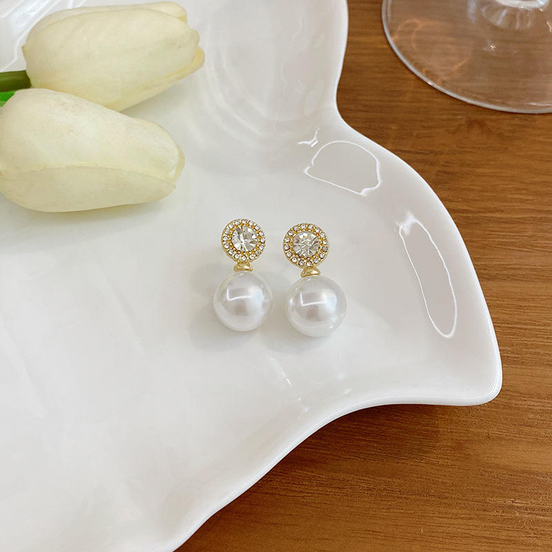 Luxury Pearl Crystal Drop Earrings