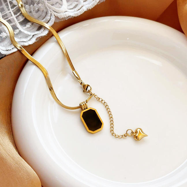 Black Rectangle Pendant Snake Chain Necklace