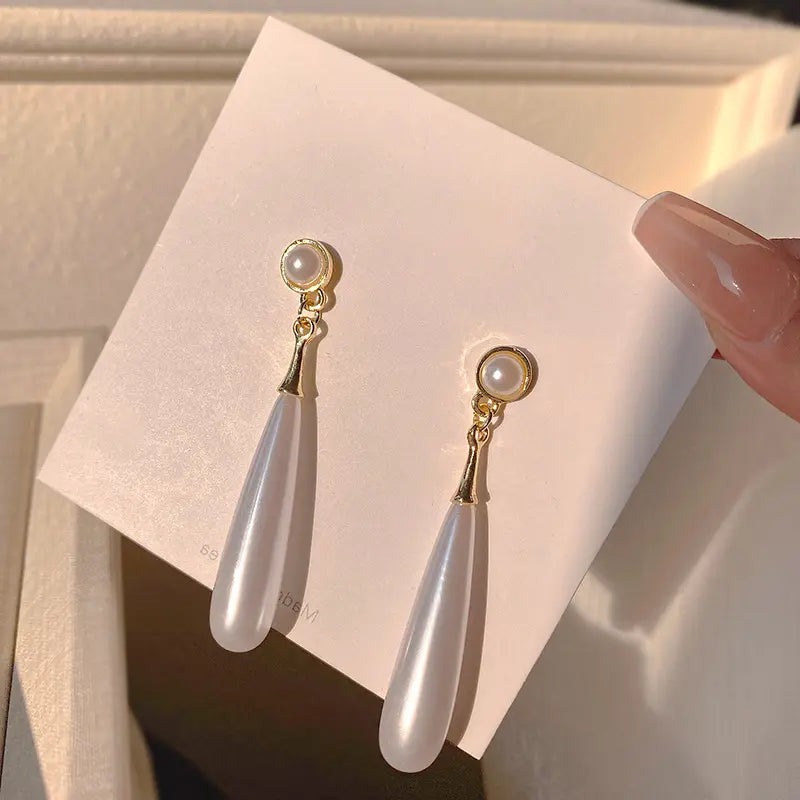Retro Long Pearl Drop Earrings