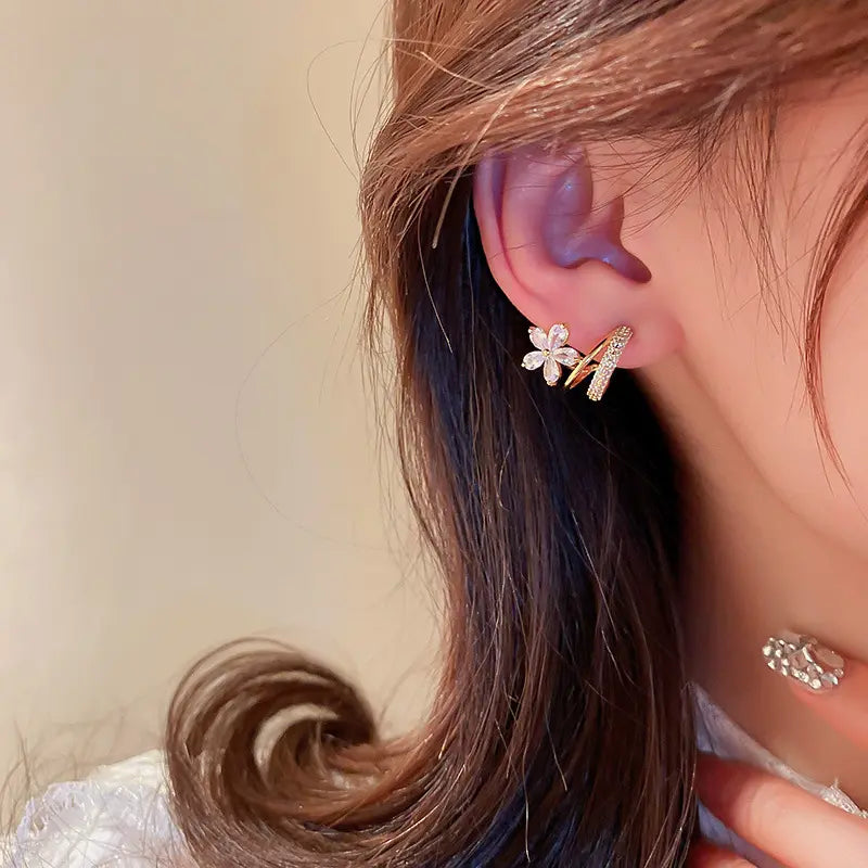 Micro Zircon Inlaid Crystal Flower Stud Earrings
