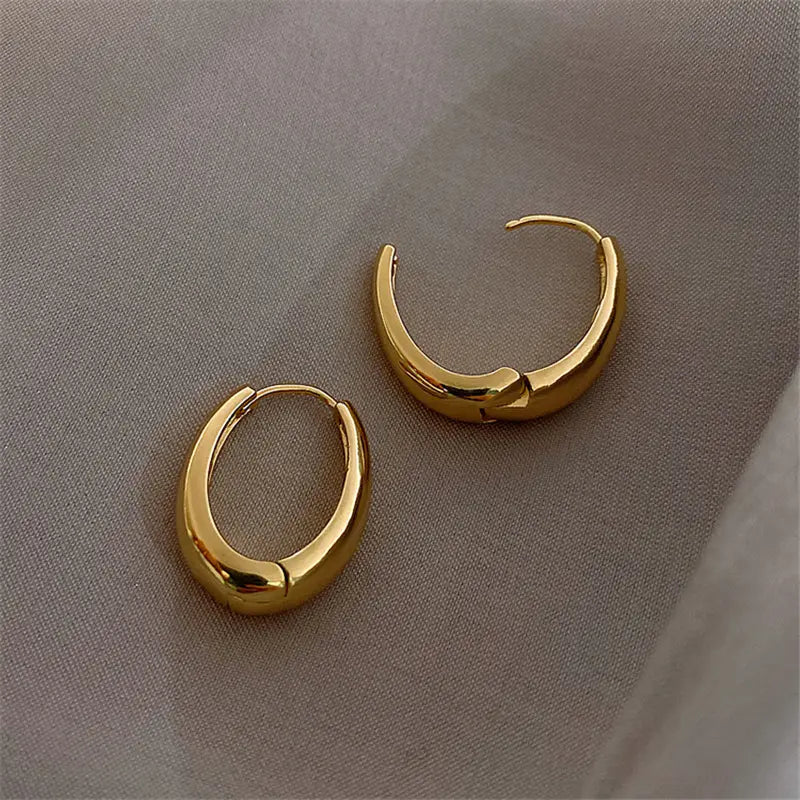 Bold Oval Anti-Tarnish Hoop Earrings - BlingVows - Best Imitation & Anti Tarnish Jewelry Wholesaler