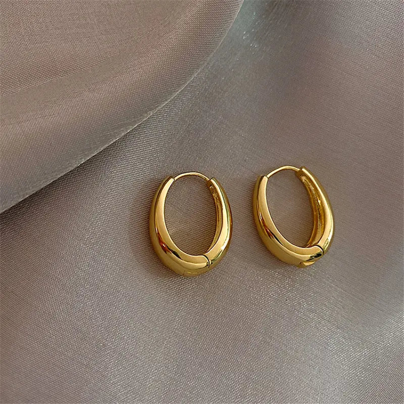 Bold Oval Anti-Tarnish Hoop Earrings - BlingVows - Best Imitation & Anti Tarnish Jewelry Wholesaler