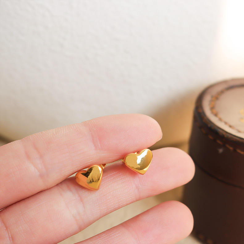 Golden Heart Glow Studs