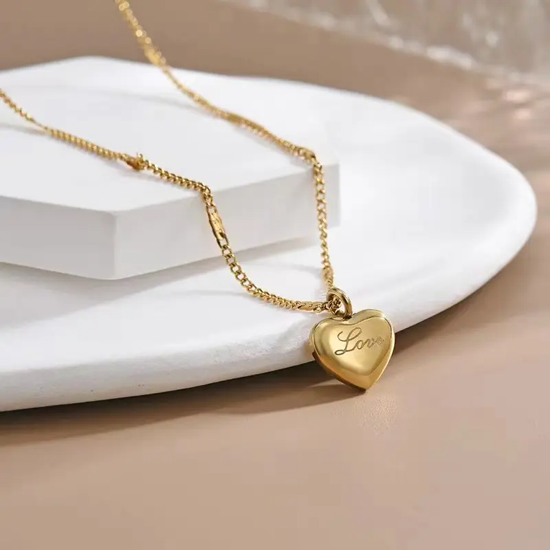 Minimal Heart Love Stamp Necklace - BlingVows - Best Imitation & Anti Tarnish Jewelry Wholesaler