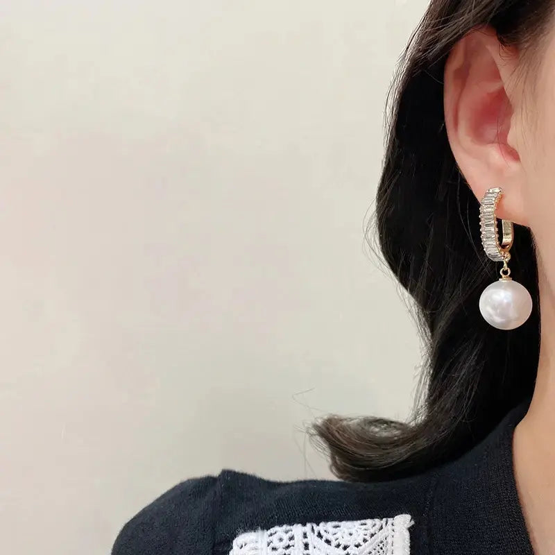 Round Pearl Dangle Earrings - BlingVows - Best Imitation & Anti Tarnish Jewelry Wholesaler