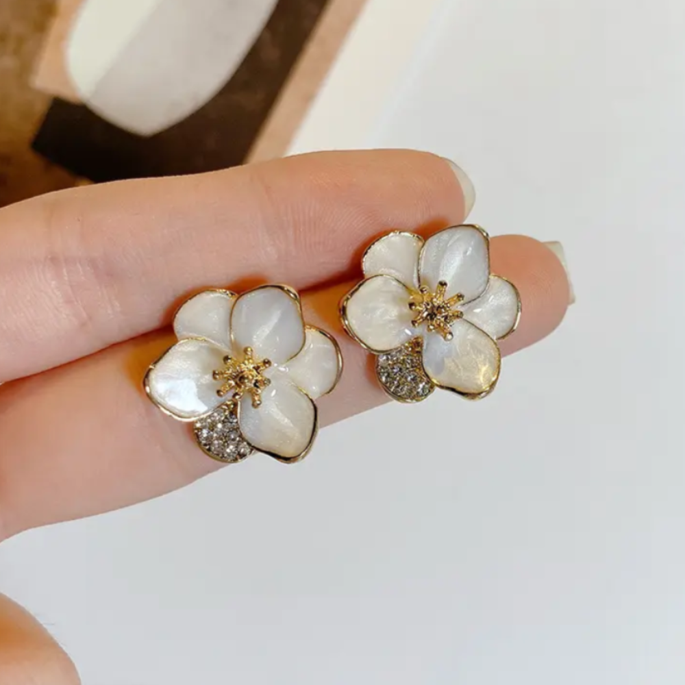 White Enamel Flower Stud Earrings - BlingVows - Best Imitation & Anti Tarnish Jewelry Wholesaler