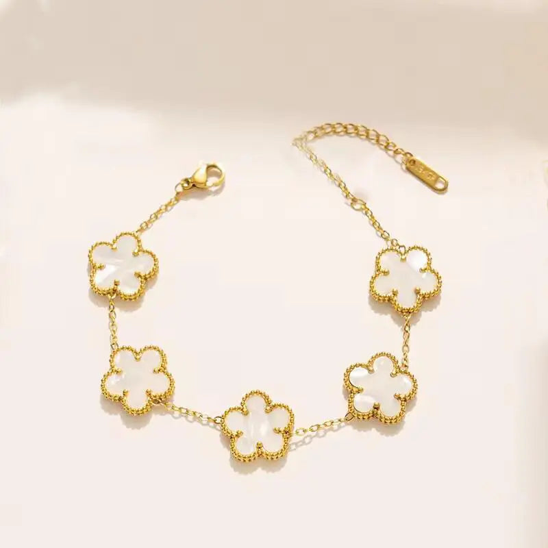 White Lucky Clover Necklace - BlingVows - Best Imitation & Anti Tarnish Jewelry Wholesaler