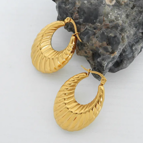 Trending Oval Hoop Clasp Real 18k Gold Stainless Steel Earrings