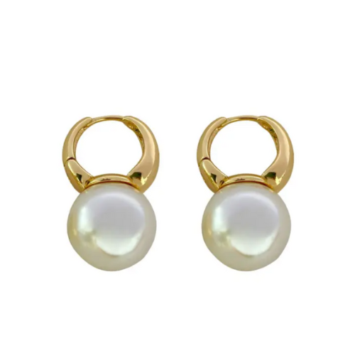 Women Fashionable Gold Plated Pearl Earrings Clips Set