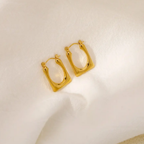 Beautiful Korean Real 18k gold plated huiggies hoop earings