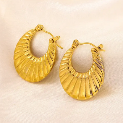 Trending Oval Hoop Clasp Real 18k Gold Stainless Steel Earrings