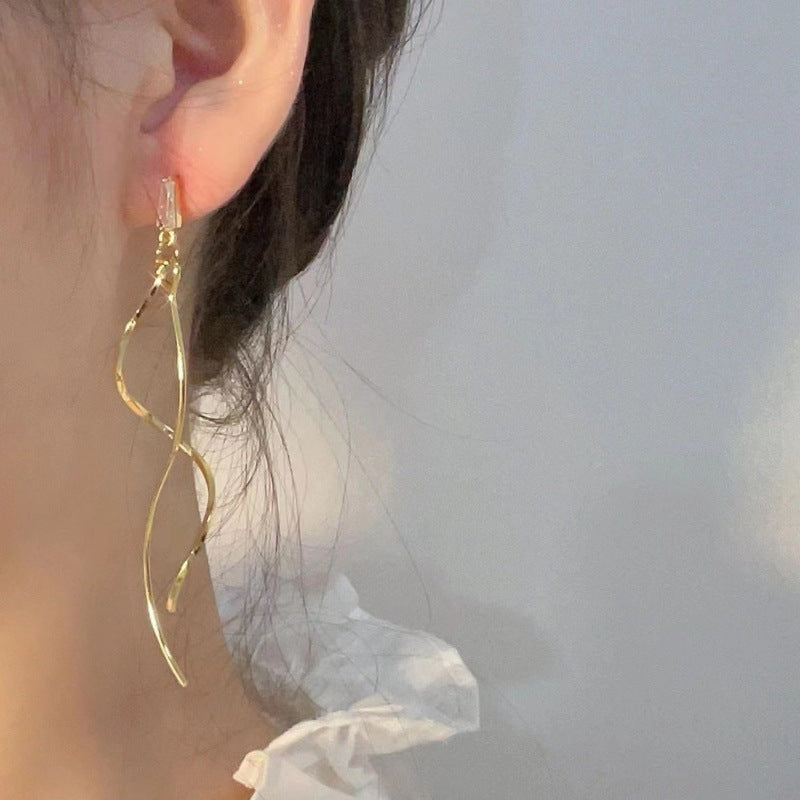 Twisted Wave Drop Earrings