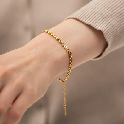 Gold Heart Link Chain Bracelet