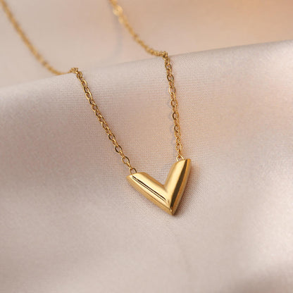 Gold Minimal V Pendant Chain Necklace