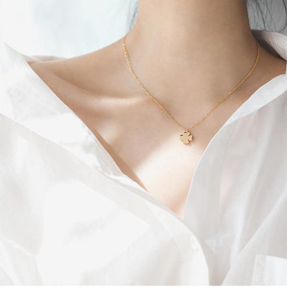 Gold Clover Pendant Necklace