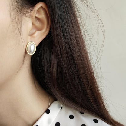 Gold Oval Pearl Stud Earrings