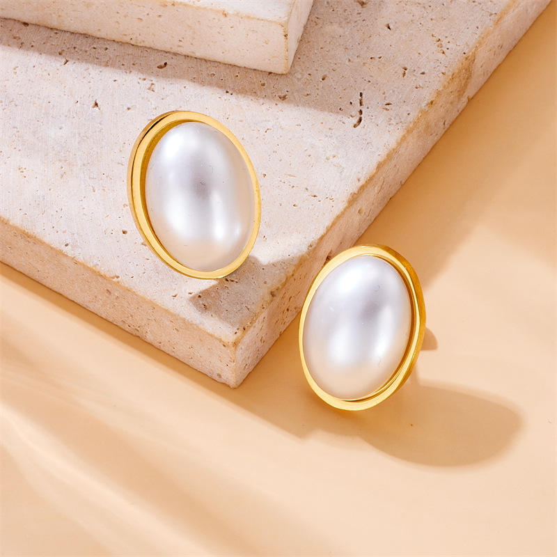 Gold Oval Pearl Stud Earrings