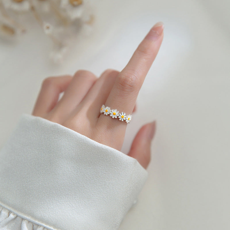 Daisy Bloom Anti-Tarnish Adjustable Ring - BlingVows - Best Imitation & Anti Tarnish Jewelry Wholesaler