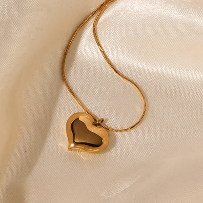 Lumière Heart Pendant Necklace