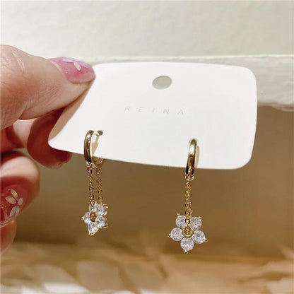 Dainty Floral Drop Earrings