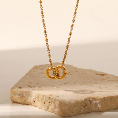 Double Ring Pendant Necklace