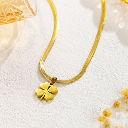 Clover Pendant Necklace