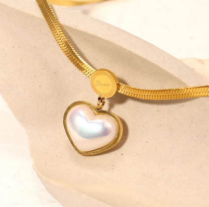Love Heart Shaped Pearl Pendant Necklace - BlingVows - Best Imitation & Anti Tarnish Jewelry Wholesaler