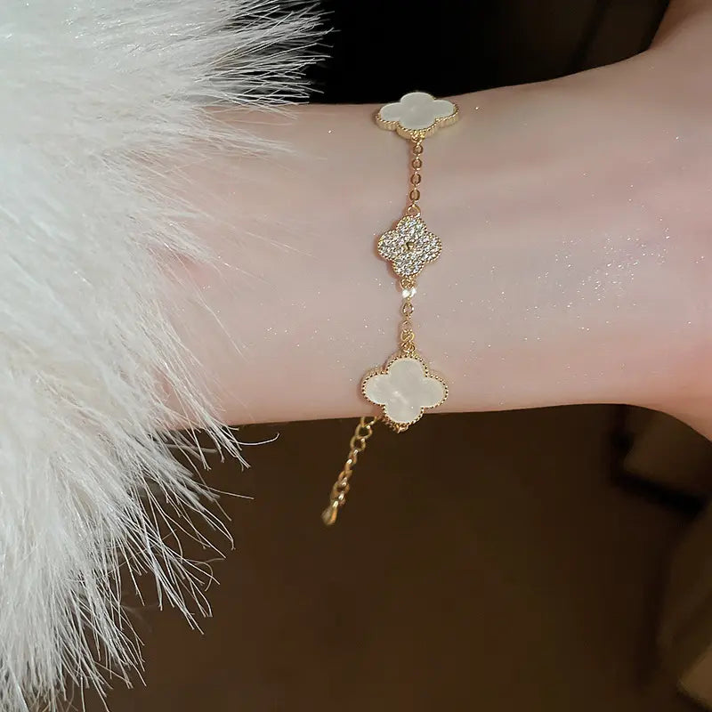 Pearl White Four-Leaf Clover Flower Bracelet - BlingVows - Best Imitation & Anti Tarnish Jewelry Wholesaler