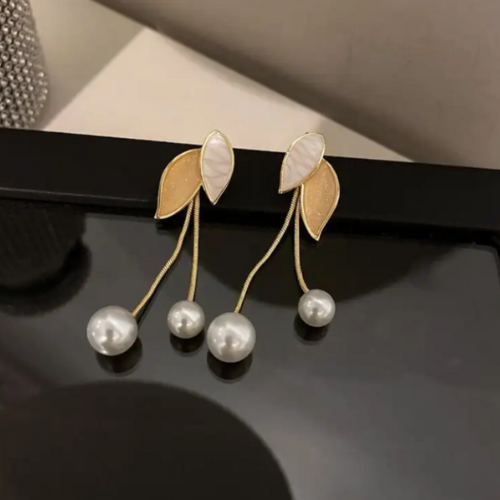 Vintage Leaf Pearl Drop Stud Earrings - BlingVows - Best Imitation & Anti Tarnish Jewelry Wholesaler