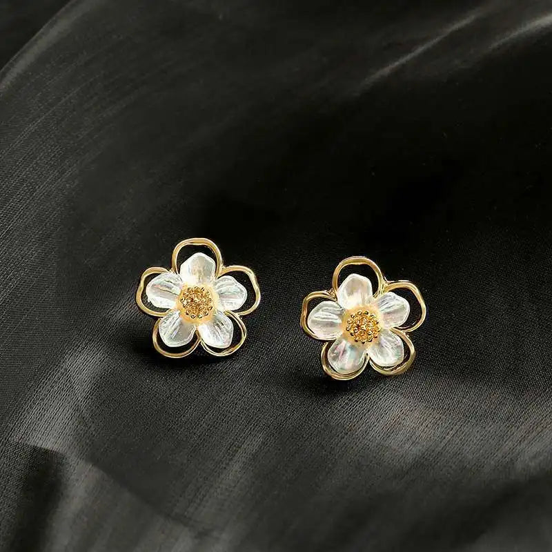 White Shell Petal Stud Earring - BlingVows - Best Imitation & Anti Tarnish Jewelry Wholesaler